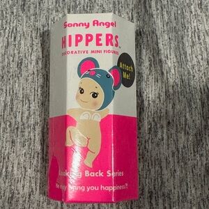 Sonny Angel Hippers Looking Back Series Blind Box Figure New Sealed. Authentic